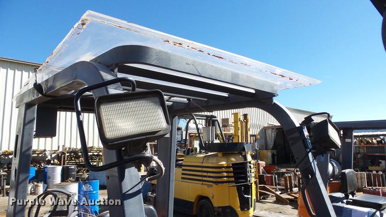 image for item FQ9318 Toyota 7FGCU25 forklift