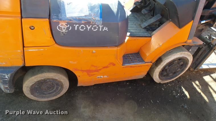image for item FQ9318 Toyota 7FGCU25 forklift