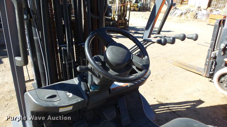 image for item FQ9319 2008 Toyota 8FGCU25 forklift
