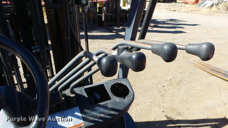 image for item FQ9319 2008 Toyota 8FGCU25 forklift