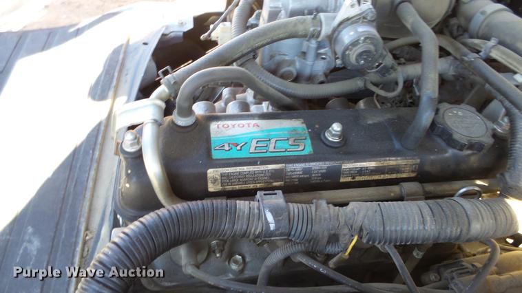 image for item FQ9319 2008 Toyota 8FGCU25 forklift