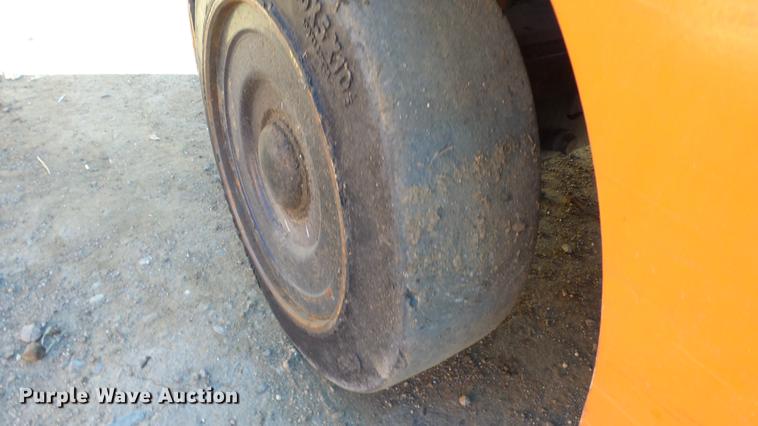 image for item FQ9319 2008 Toyota 8FGCU25 forklift