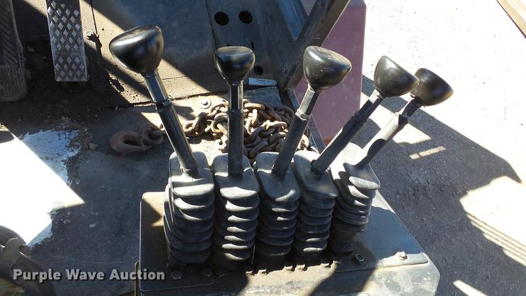 image for item FQ9321 2004 Taylor T-250S forklift