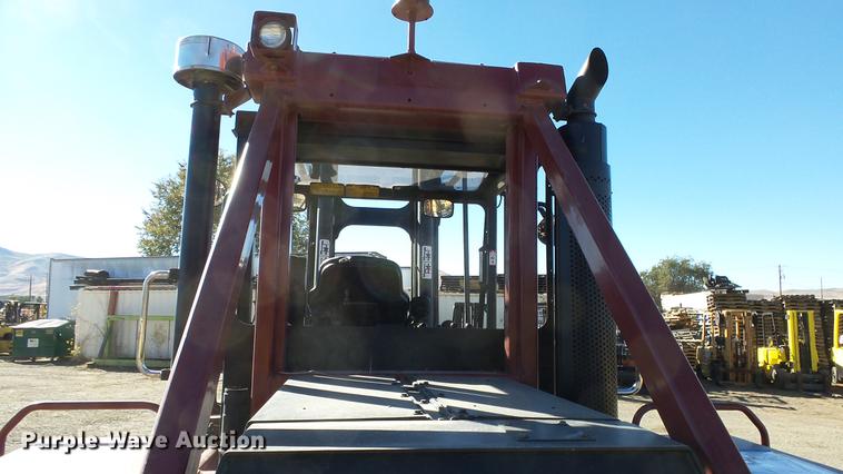 image for item FQ9321 2004 Taylor T-250S forklift