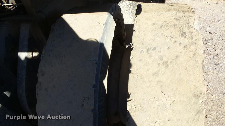 image for item FQ9321 2004 Taylor T-250S forklift