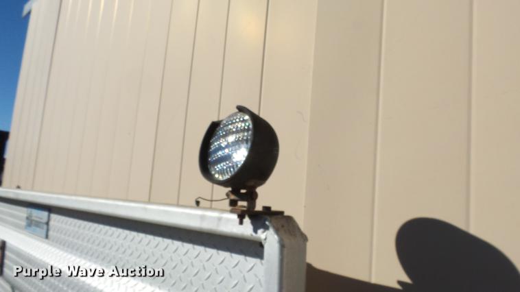 image for item FQ9416 Merritt diamond plate/aluminum headache rack