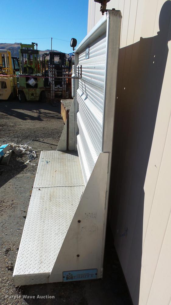 image for item FQ9416 Merritt diamond plate/aluminum headache rack