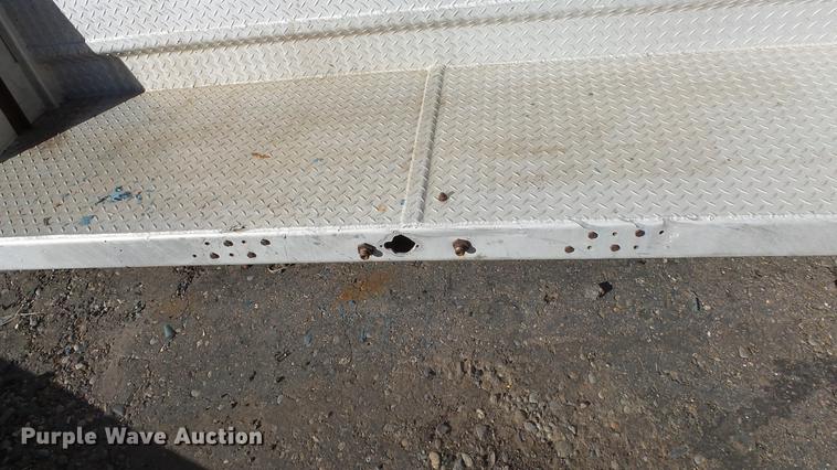 image for item FQ9416 Merritt diamond plate/aluminum headache rack