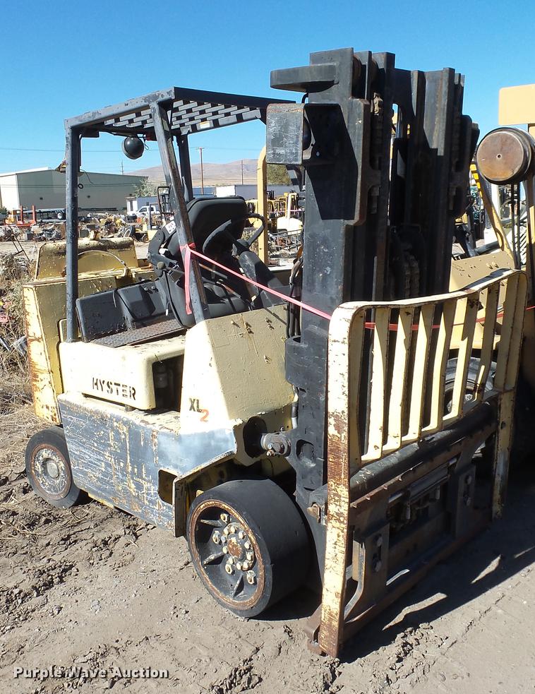 (6) Hyster salvage forklifts in Reno, NV Item FS9811 sold Purple Wave