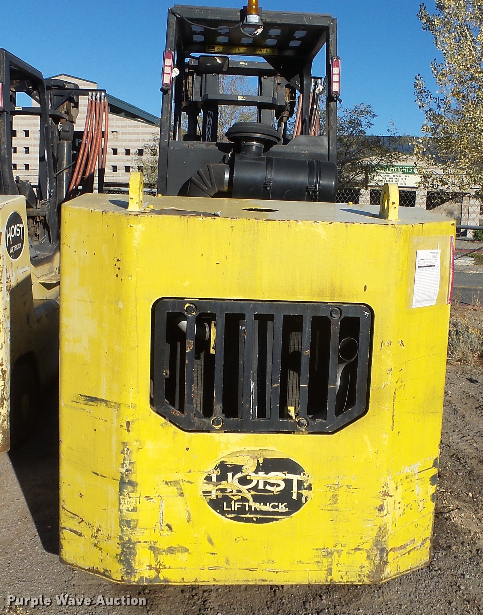 Hoist F300 FKS series forklift in Reno, NV Item FQ9273 sold Purple Wave