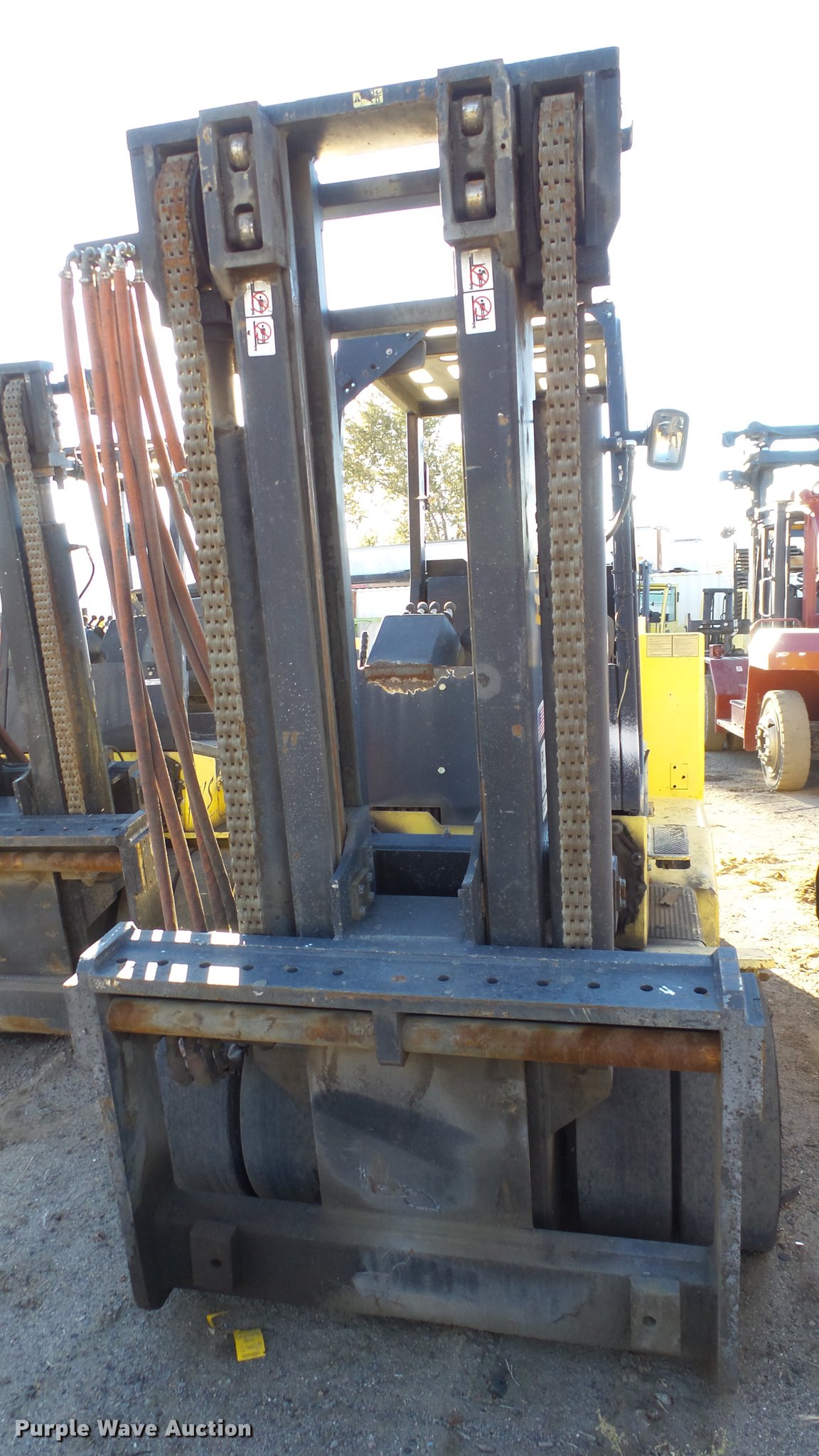 Hoist F300 FKS Series forklift in Reno, NV Item FQ9274 sold Purple Wave