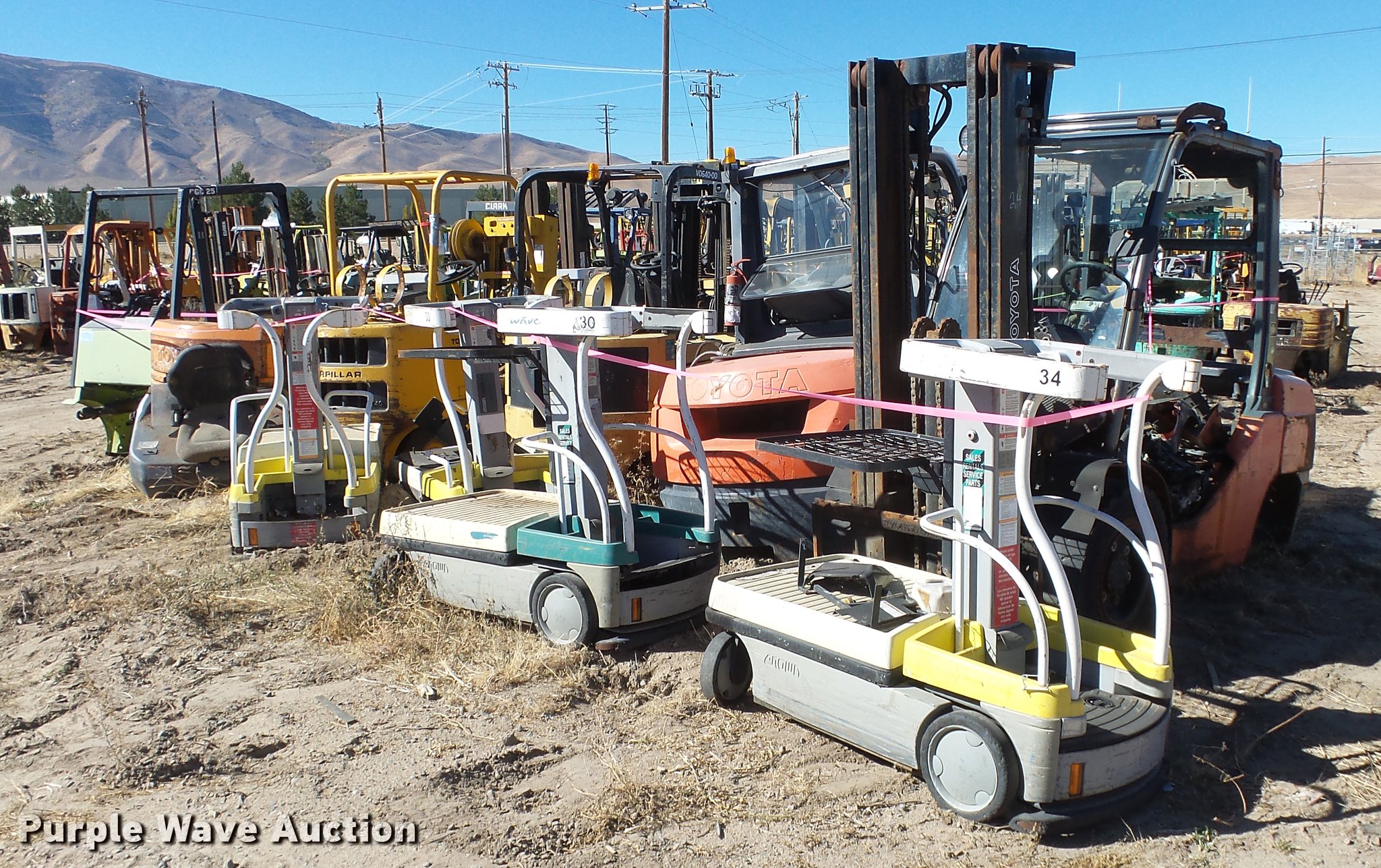 (10) salvage forklifts in Reno, NV Item FS9769 sold Purple Wave