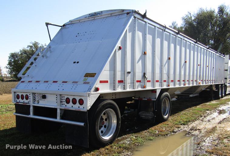 image for item DB4757 2004 Corn Husker 800 double hopper bottom grain trailer