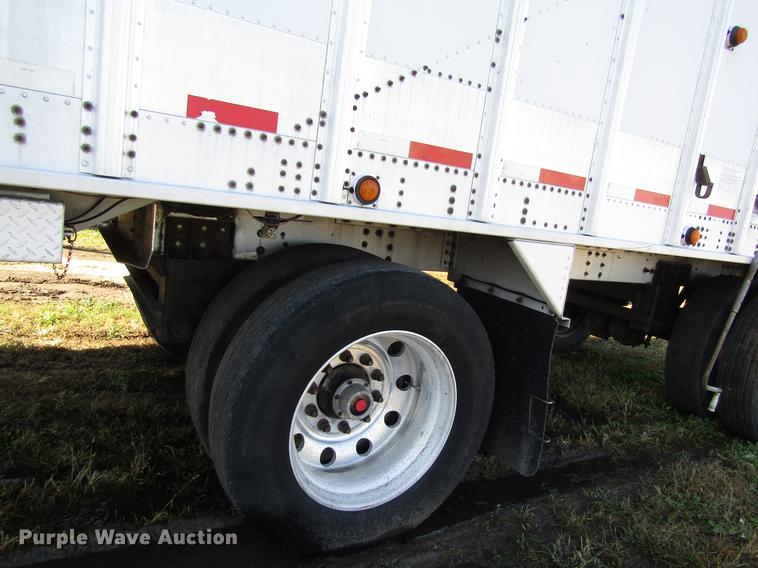 image for item DB4757 2004 Corn Husker 800 double hopper bottom grain trailer
