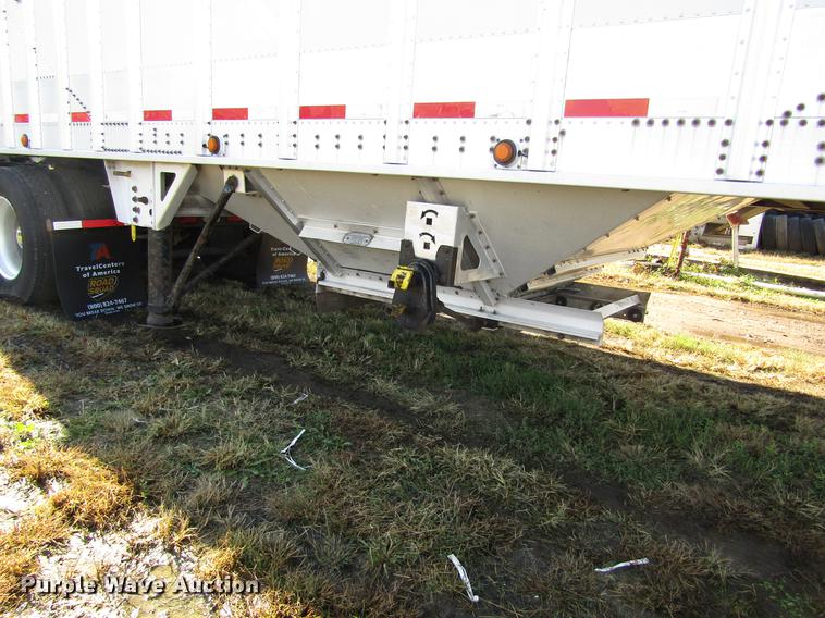 image for item DB4757 2004 Corn Husker 800 double hopper bottom grain trailer