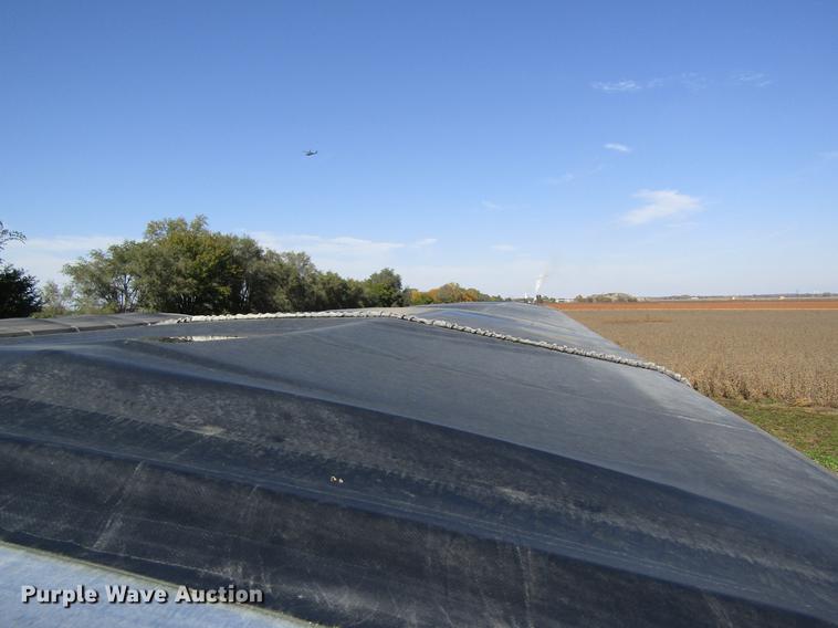 image for item DB4757 2004 Corn Husker 800 double hopper bottom grain trailer