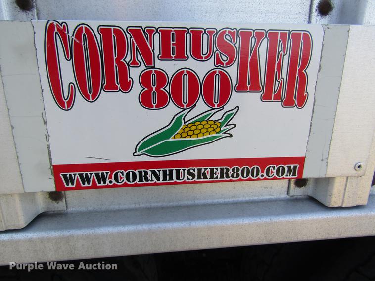 image for item DB4757 2004 Corn Husker 800 double hopper bottom grain trailer