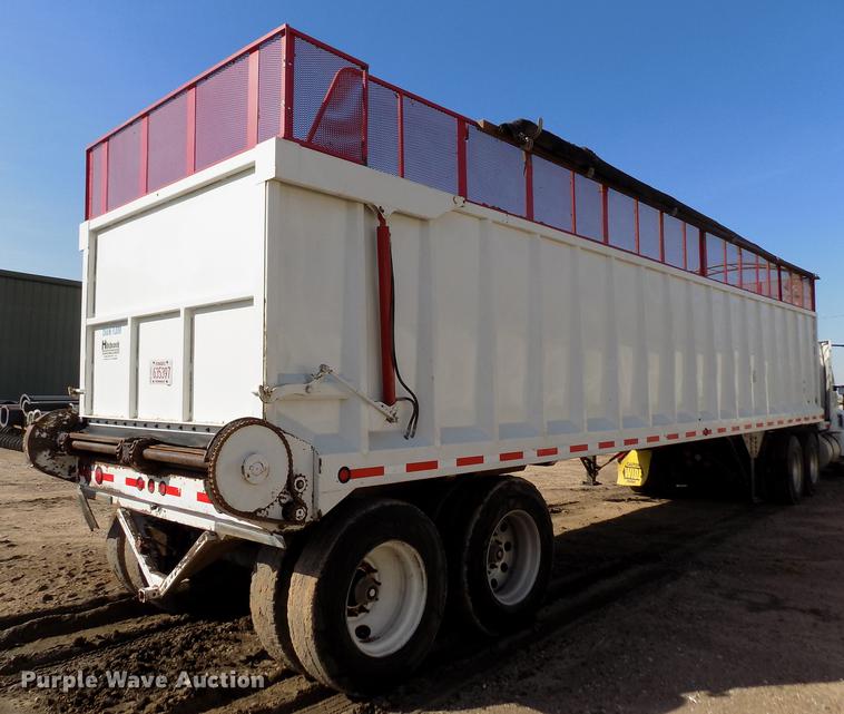 image for item DB9040 2012 Hitchcock APL36 live bottom silage trailer