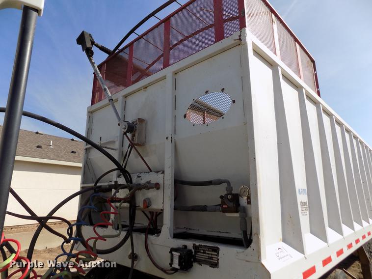 image for item DB9040 2012 Hitchcock APL36 live bottom silage trailer