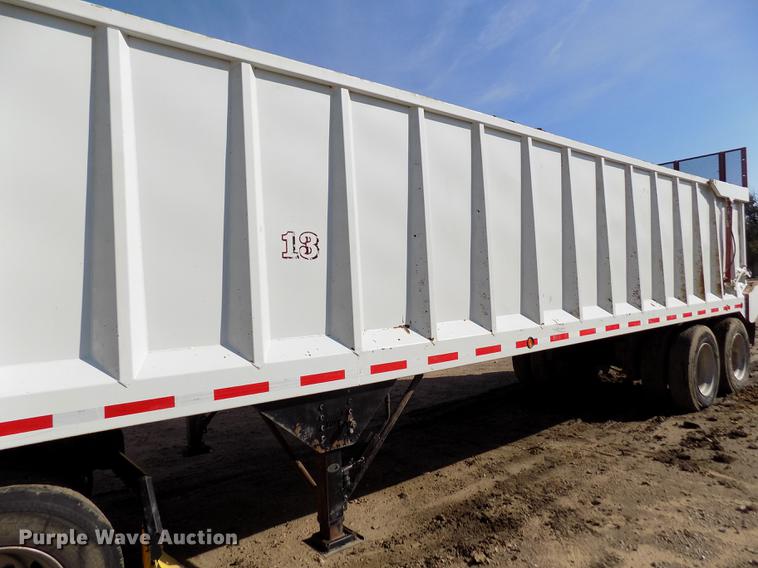 image for item DB9040 2012 Hitchcock APL36 live bottom silage trailer