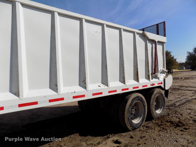 image for item DB9040 2012 Hitchcock APL36 live bottom silage trailer