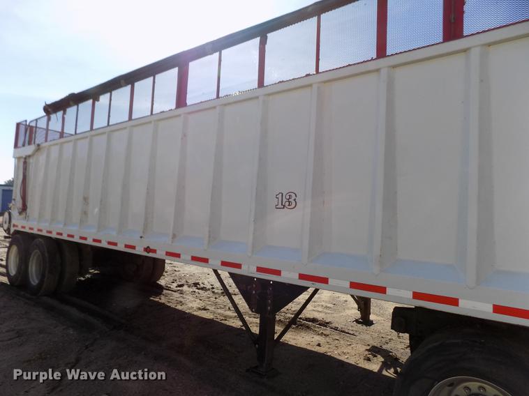 image for item DB9040 2012 Hitchcock APL36 live bottom silage trailer