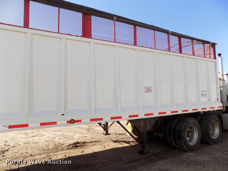 image for item DB9040 2012 Hitchcock APL36 live bottom silage trailer