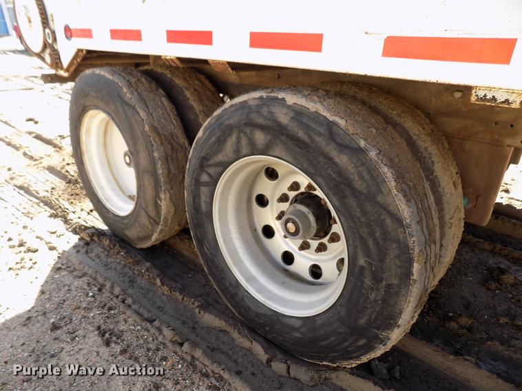 image for item DB9040 2012 Hitchcock APL36 live bottom silage trailer