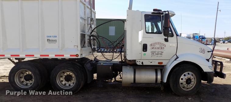 image for item DB9041 2007 International 8600 semi truck