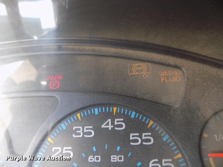 image for item DB9041 2007 International 8600 semi truck