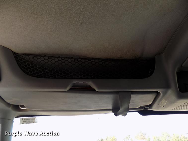 image for item DB9041 2007 International 8600 semi truck