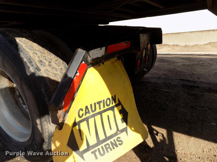 image for item DB9041 2007 International 8600 semi truck