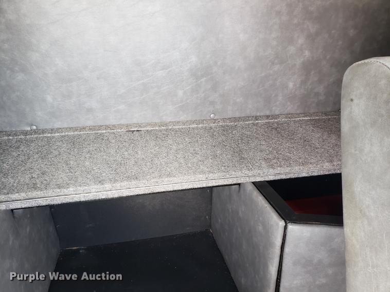 image for item DB9430 2008 Mack CXU semi truck