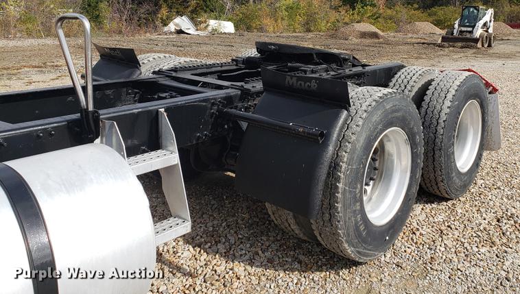 image for item DB9430 2008 Mack CXU semi truck