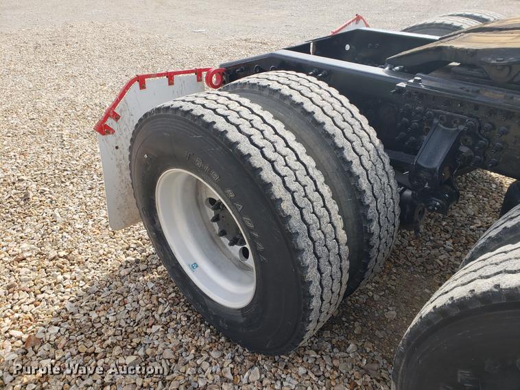 image for item DB9430 2008 Mack CXU semi truck