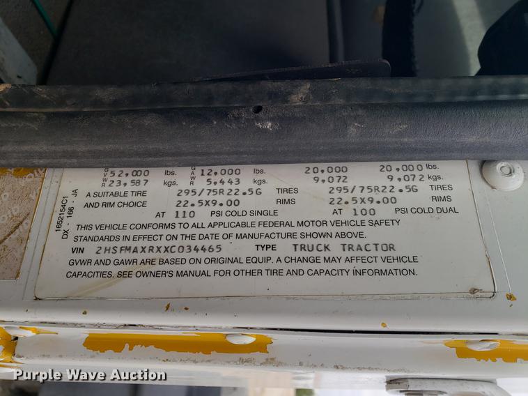 image for item DB9432 1999 International 9200 semi truck