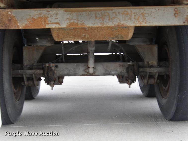 image for item DD3784 2000 Wabash dry van trailer