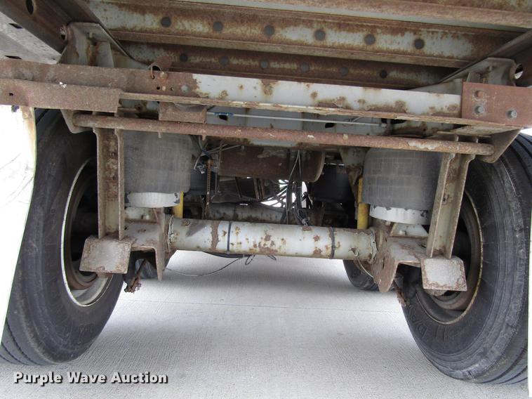 image for item DD3785 2004 Great Dane 7811TZ-1A refrigerated van trailer