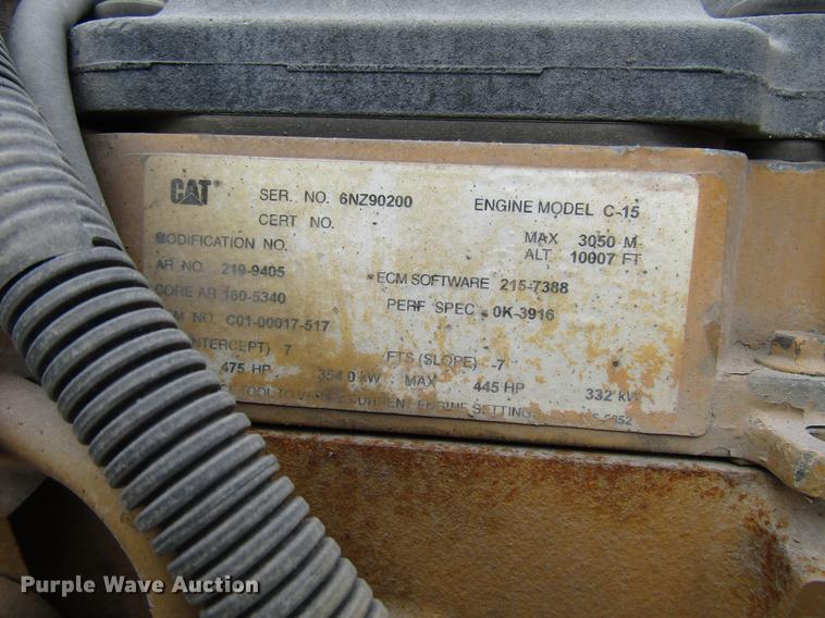 image for item DD3786 2003 Freightliner Coronado semi truck