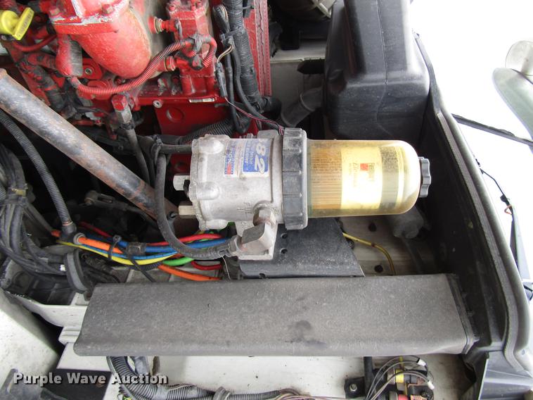 image for item DD3787 2007 International 9400i semi truck