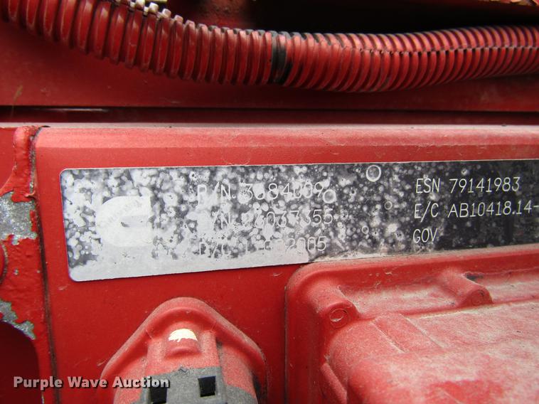 image for item DD3787 2007 International 9400i semi truck