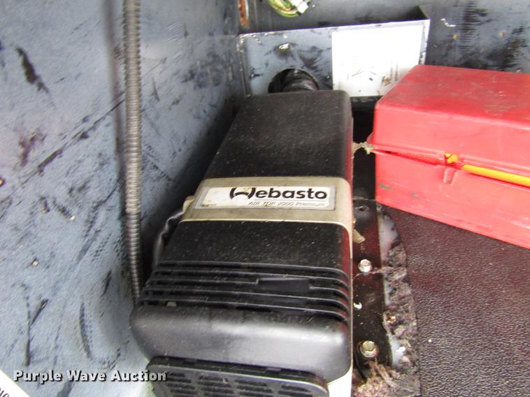 image for item DD3787 2007 International 9400i semi truck