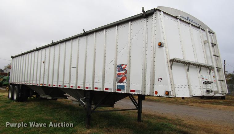 image for item DD3801 2017 Merritt double hopper bottom grain trailer
