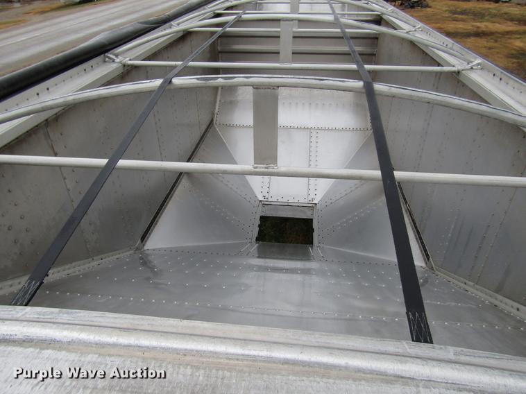image for item DD3801 2017 Merritt double hopper bottom grain trailer