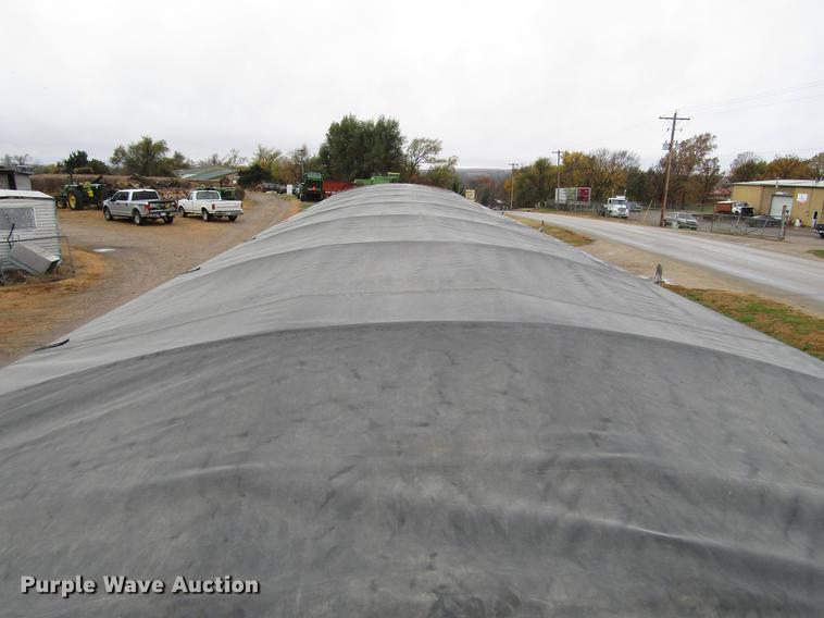 image for item DD3801 2017 Merritt double hopper bottom grain trailer