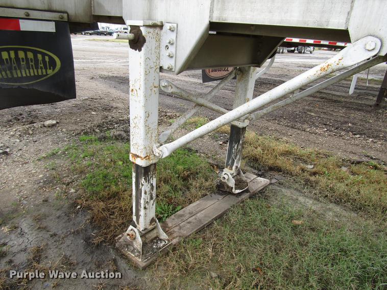 image for item DD3802 1994 CEI Pacer Paddle Wagon feed delivery trailer