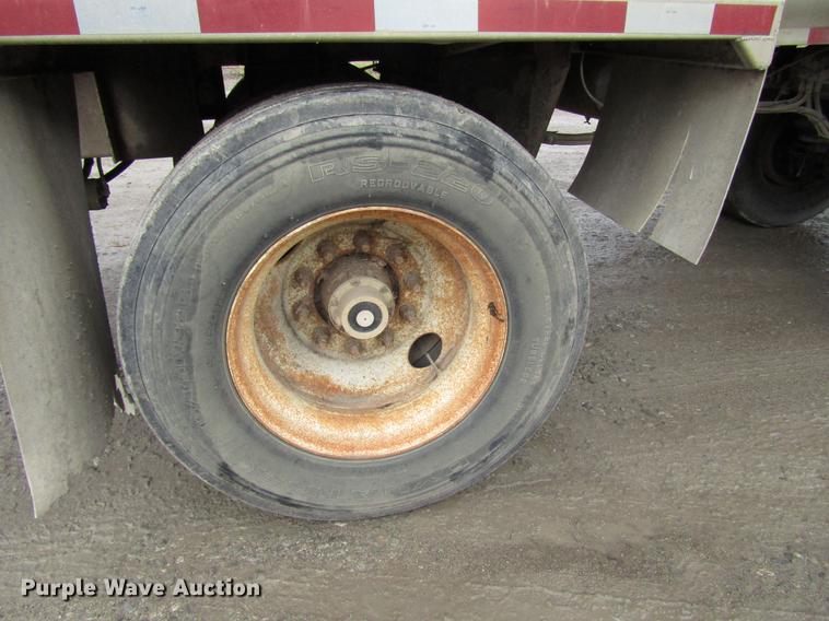 image for item DD3803 2003 Ledwell LW45APW feed delivery trailer