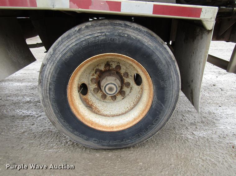 image for item DD3803 2003 Ledwell LW45APW feed delivery trailer