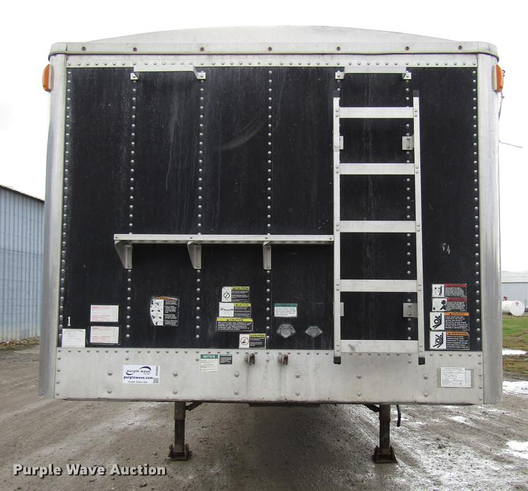 image for item DD3804 2003 Wilson DWH-500B double hopper bottom grain trailer