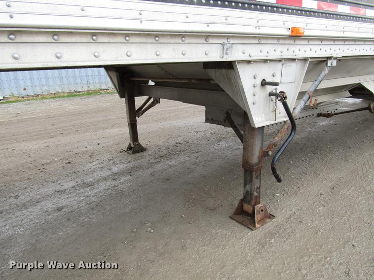 image for item DD3804 2003 Wilson DWH-500B double hopper bottom grain trailer